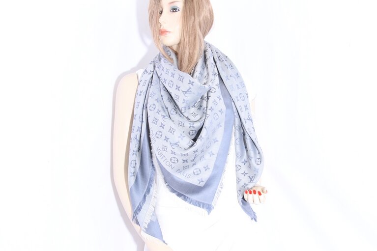 LOUIS VUITTON Women's Schal/Tuch aus Wolle in Blau
