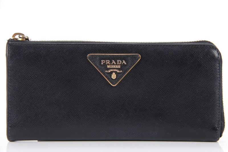 prada zippy