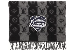 Louis Vuitton Monogram Tuch Denim Beige Rose Wolle Seide M76068